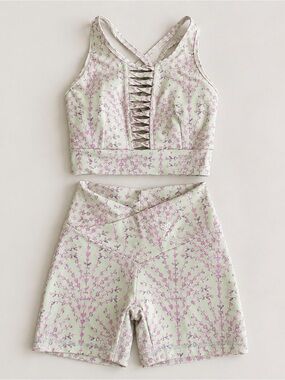 CLS Sportswear Mint Floral Scrunch Biker Short + Sports Bra Set